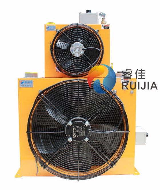 風(fēng)冷卻器加裝控溫開關(guān) 風(fēng)冷卻器加裝控溫開關(guān)