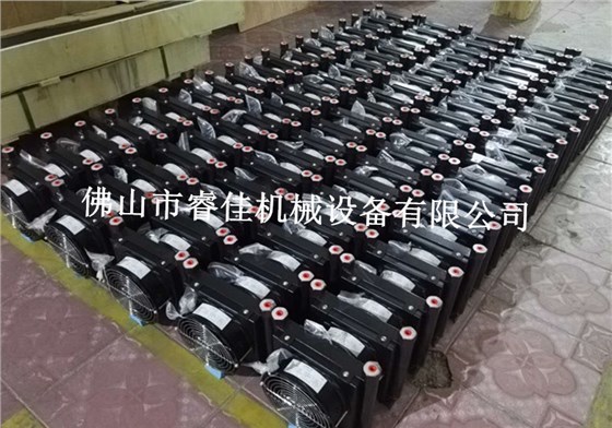 板式換熱器打包發(fā)貨 板式換熱器打包發(fā)貨