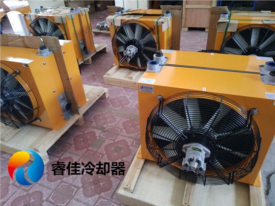 液壓馬達風(fēng)冷散熱器.jpg