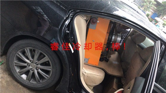 大功率鋁外殼電機(jī)液壓風(fēng)冷卻器RJ-659_副本.jpg 大功率鋁外殼電機(jī)液壓風(fēng)冷卻器RJ-659_副本.jpg