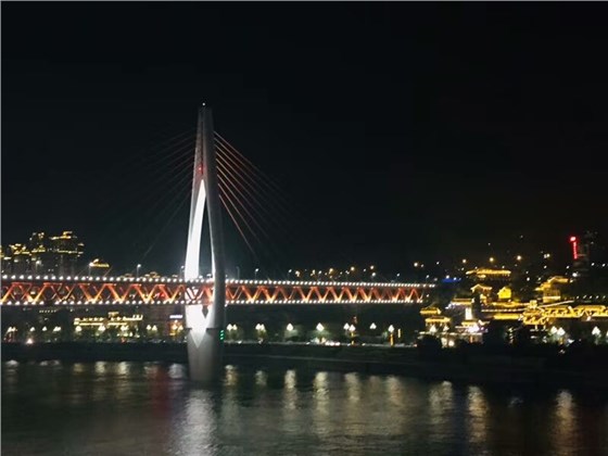 長江夜景.jpg 長江夜景.jpg