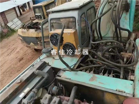 挖機加裝風冷卻器