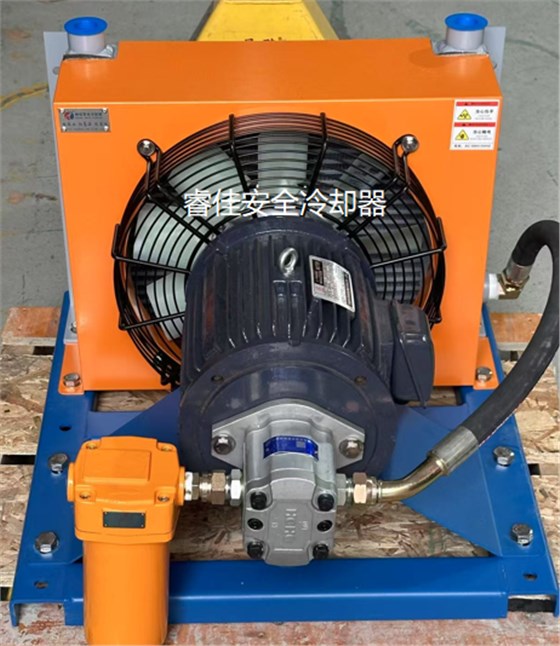 一體式獨立循環(huán)冷卻器產(chǎn)品展示