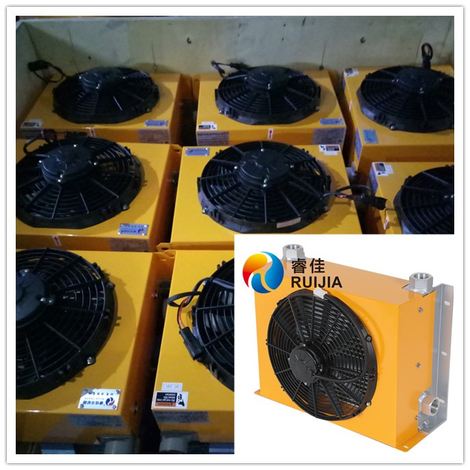 風(fēng)冷卻器打包發(fā)貨