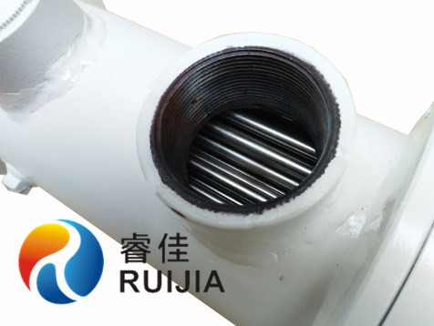 造成<font color='red'>管殼式換熱器</font>泄漏的原因有哪些？