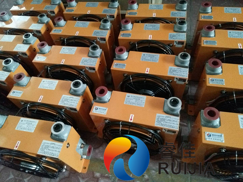液壓系統(tǒng)風(fēng)扇冷卻器RJ-256H 液壓系統(tǒng)風(fēng)扇冷卻器RJ-256H