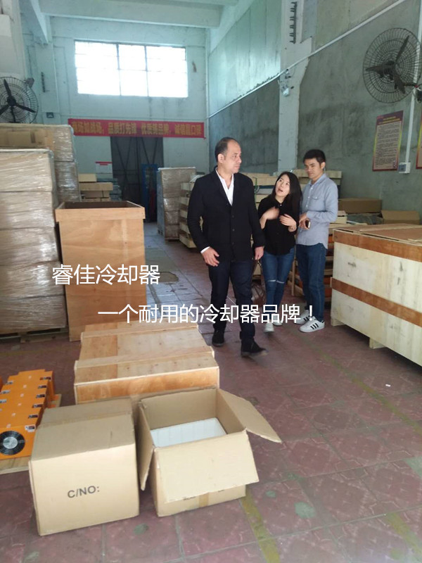 外國客戶到訪睿佳冷卻器 外國客戶到訪睿佳冷卻器