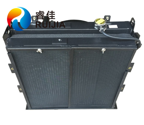 采購<font color='red'>70KW旋挖鉆機組合冷卻</font>器！就選睿佳