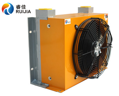 隨車吊液壓系統(tǒng)油冷卻器選型