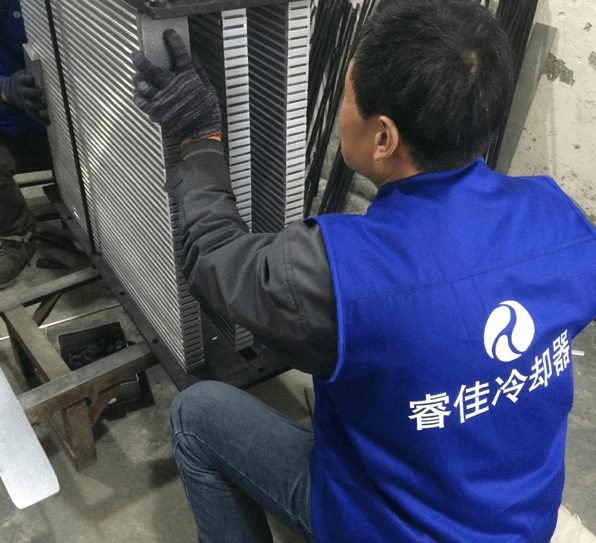 【客戶上門】<font color='red'>空壓機冷卻器</font>定做，睿佳幫到您