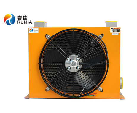 風(fēng)冷式<font color='red'>油冷卻器</font>RJ-358H